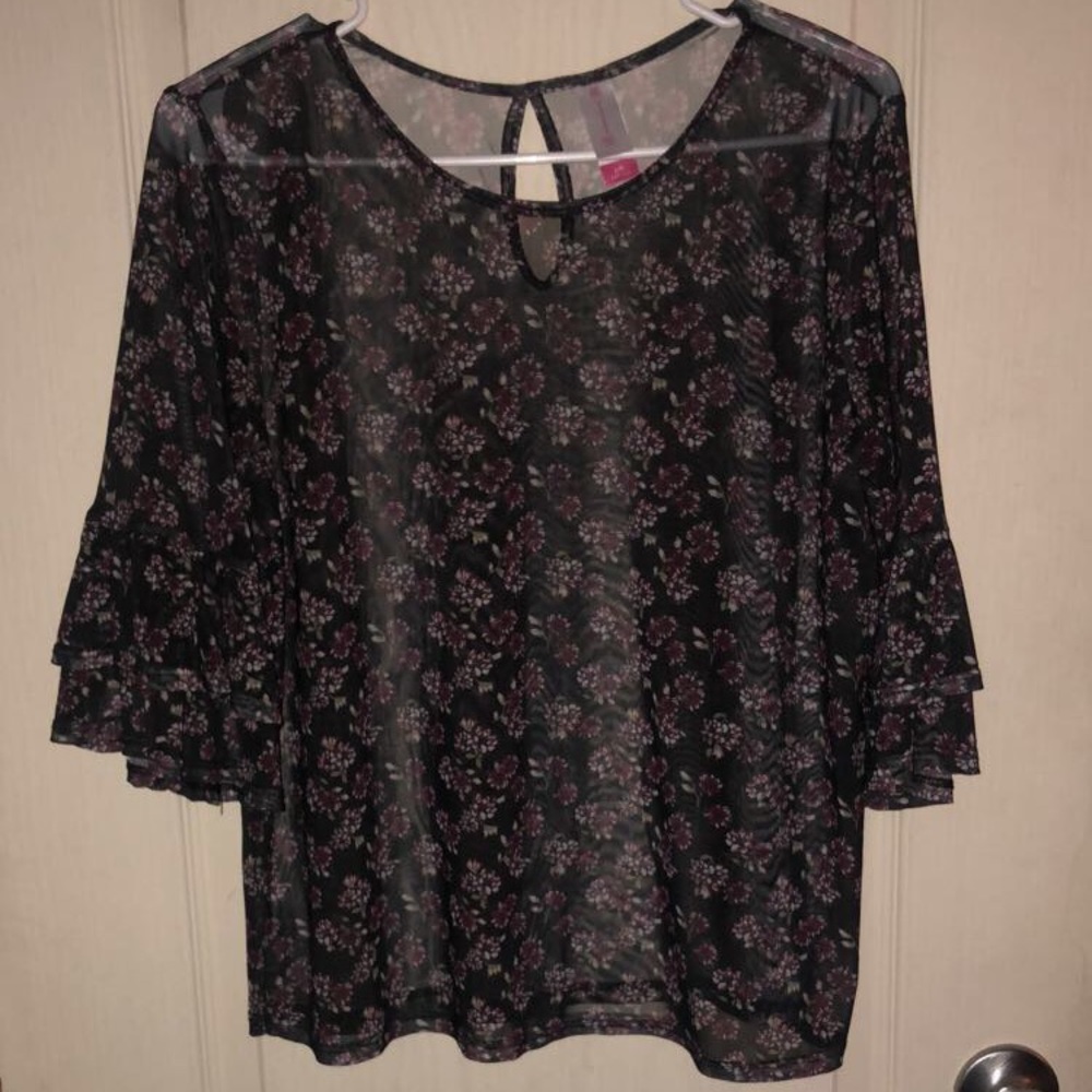 Floral Ruffle Blouse